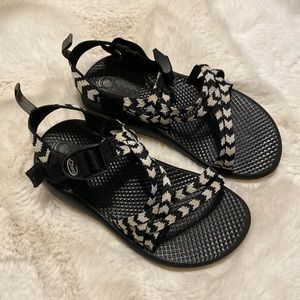 Chacos Kids Size 2